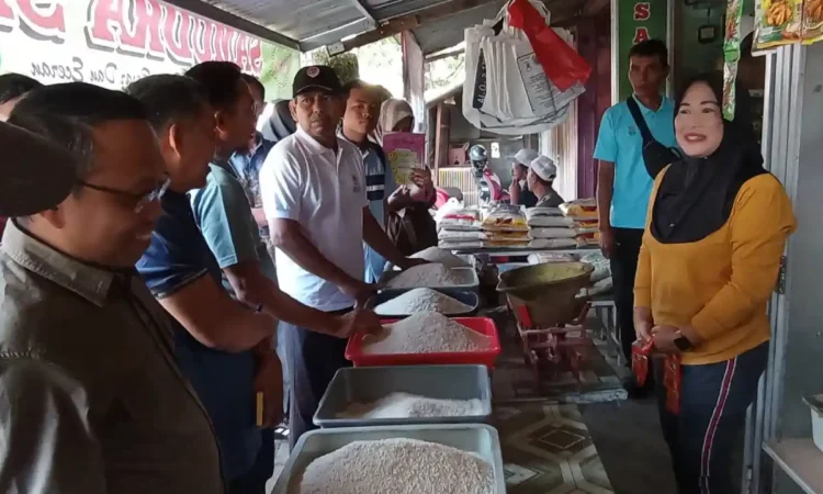 Jelang Nataru, Pemkab Trenggalek dan Komisi II DPRD Gelar Monitoring Stok dan Harga Pangan