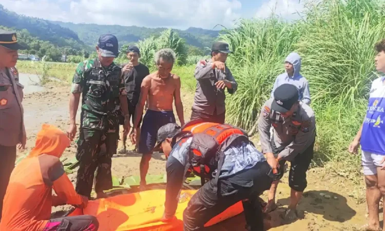 Warga Panggul Trenggalek Tewas Tenggelam Saat Menjala Ikan di Kedung Munengan