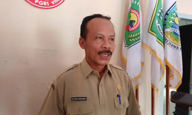 Sikapi Guru SMA Dirumahkan, PGRI Trenggalek Prihatin Meski Telah Sesuai Aturan