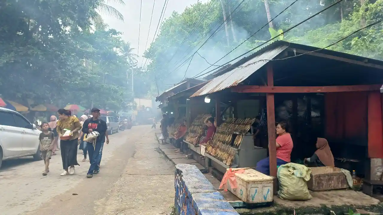 Ikan asap Trenggalek