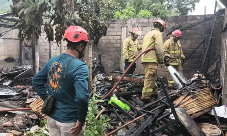 Dapur Rumah Warga Trenggalek Terbakar, Diduga Akibat Korsleting Listrik