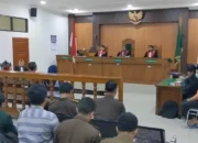 Vonis Penganiayaan Guru SMPN 1 Trenggalek Gunakan Asas Paling Menguntungkan Terdakwa?