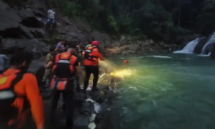 Niat Berwisata, Warga Ngadimulyo Trenggalek Tenggelam di Curug Mangir Bogoran