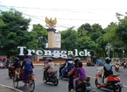 Alun-Alun Trenggalek Jadi Surga Berburu Takjil Ramadan 2026, Harga Mulai Rp 1.000