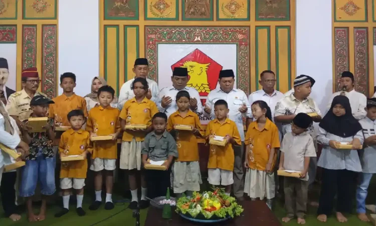 Rayakan HUT ke-18, DPC Gerindra Trenggalek Gelar Tasyakuran dan Santuni Anak Yatim