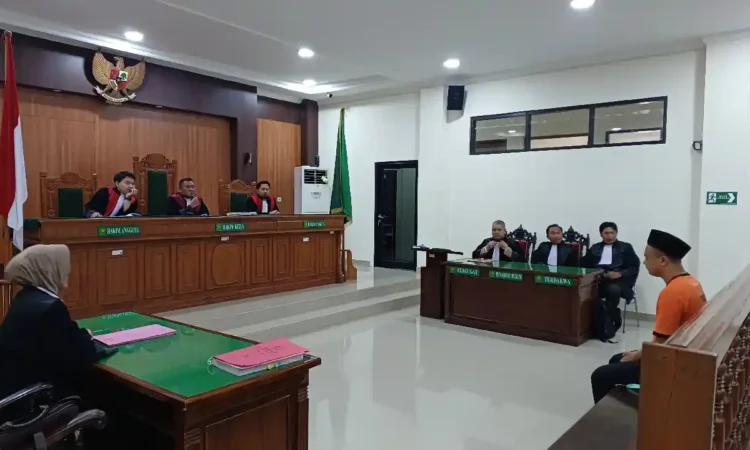 Sidang Putusan Terdakwa Penganiaya Guru di Trenggalek Digelar 10 Februari 2026