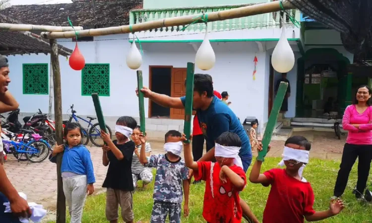 Megengan Masjid Ar-Ridlo Jatigepluk Trenggalek Meriah, Puluhan Anak Ikuti Lomba Religi dan Tradisional