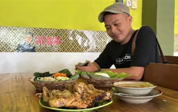 Ayam Lodho Trenggalek