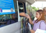 Tradisi Sangu Lebaran, Warga Trenggalek Mulai Berburu Uang Baru