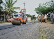Jelang Lebaran, Bupati Trenggalek Tinjau Perbaikan 7,5 KM Jalan Ngetal Hingga Kampak