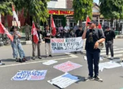 GMNI Geruduk Gedung DPRD Trenggalek, Soroti Ancaman Supremasi Sipil