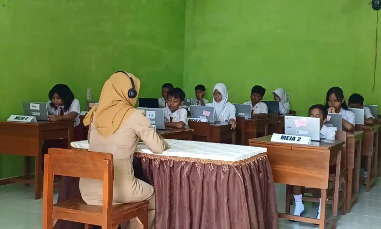 Pelaksanaan TKA SD di Trenggalek Lancar, SDN 2 Surodakan Terapkan Sistem Tiga Sesi Per Hari