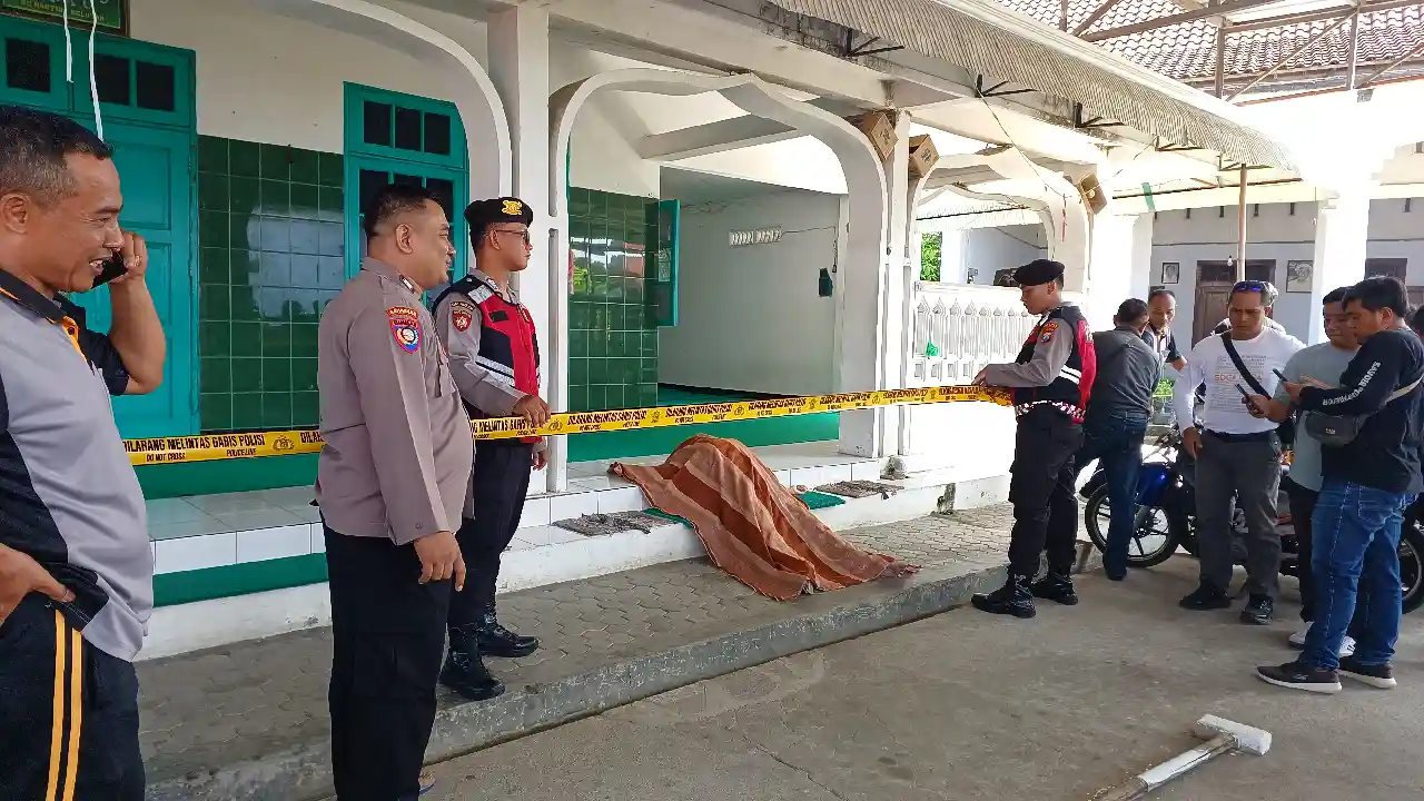 Kejadian kriminal dengan petugas polisi