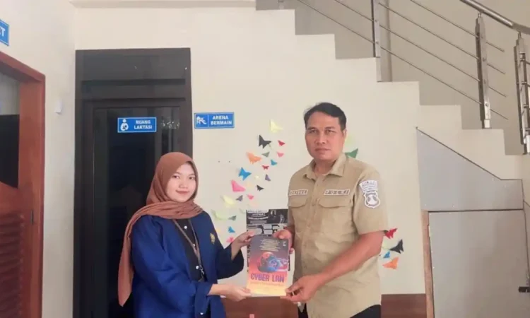 Novita Mahasiswi UNESA Sulap SPKT Polres Trenggalek Jadi Ramah Anak, Edukasi Bahaya Cyber Child Grooming