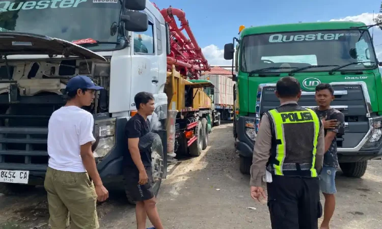 Polres Trenggalek Gencarkan Edukasi Keselamatan Berkendara untuk Sopir MPU dan Truk