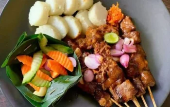 Cara Mengolah Daging Kurban agar Empuk, Lengkap dengan Resep Sate dan Gulai Lezat