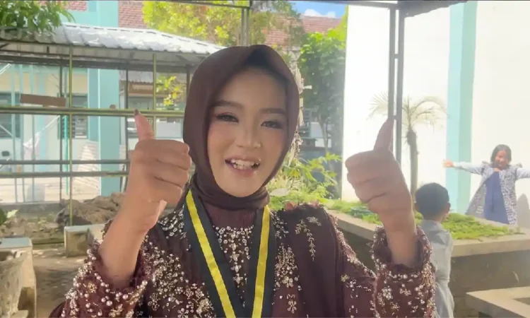 Kisah Inspiratif Ghense Chila Sasongko, Siswi Asal Dongko Trenggalek Diterima di SMAN 3 Taruna Angkasa Madiun