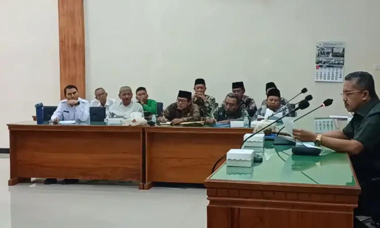 Komisi IV DPRD Mediasi Polemik LKS di MIN 1 Trenggalek, Kemenag Tegaskan Tidak Boleh Bersifat Wajib