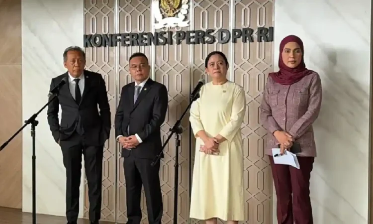 DPR RI Minta Pemerintah Evaluasi Fenomena Sekolah Negeri Sepi Peminat