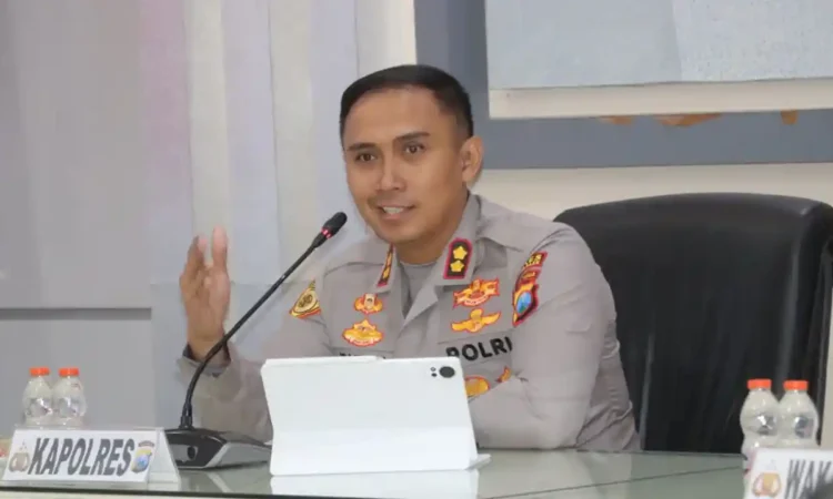 Hari Pertama Menjabat, Kapolres Trenggalek Tekankan Anggota Disiplin Hindari Pelanggaran
