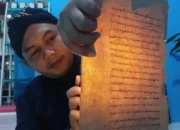 Manuskrip Kuno Milik Guru SMKN 1 Pogalan Jadi Satu-satunya dari Trenggalek yang Terdaftar di Perpusnas