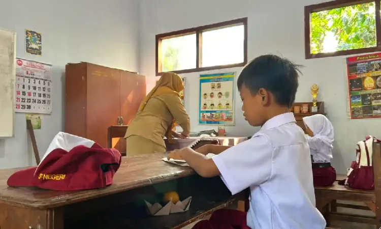 Krisis Siswa Negeri Meluas, 1 SD di Trenggalek Nihil Tak Dapat Murid Baru