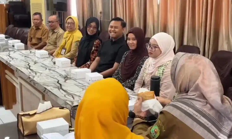 4 Sarjana Asal Trenggalek Ambil Peran Program Transmigrasi Patriot di Kalimantan Barat dan Papua Barat