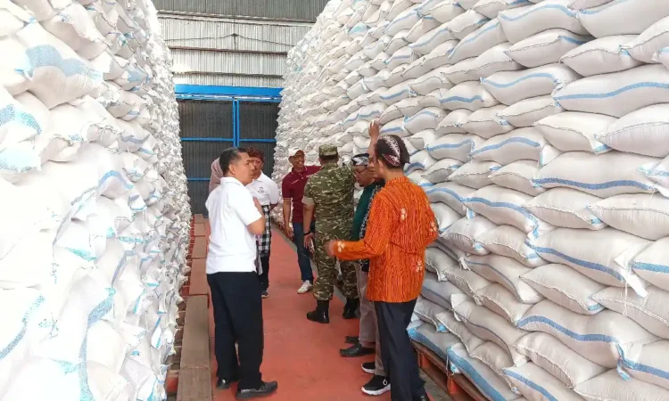 Harga Sembako di Trenggalek Stabil, Daging Ayam Masih di Bawah Rata-rata Jawa Timur