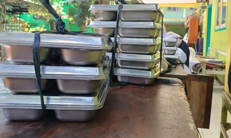 72 Dapur MBG di Trenggalek Sudah Beroperasi, Baru 21 SPPG Kantongi SLHS, Alur Komunikasi Jadi Tantangan