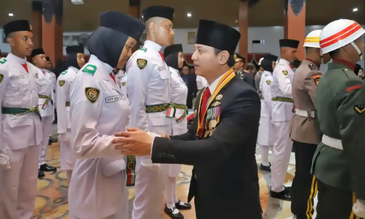 Bupati Trenggalek Kukuhkan 72 Paskibraka 2026, Minta Jadi Pelopor Generasi Muda