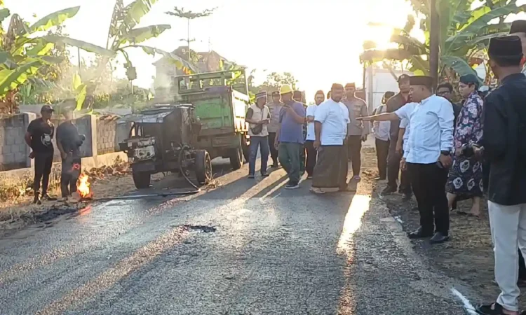 Ketua DPRD Trenggalek Tinjau Perbaikan Jalan dan Jembatan dari DAK, Anggaran Capai Rp 16,2 Miliar