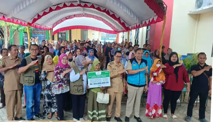 Sasar Desil 1 dan 2, 194 Warga Trenggalek Terima Bantuan Sembako hingga Modal